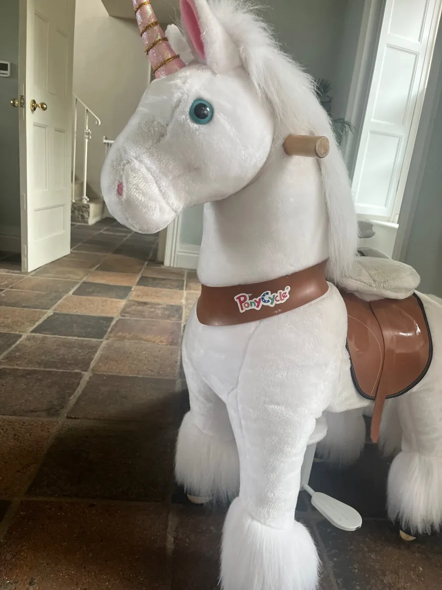 Ride on Peddle Ponies - Image 3