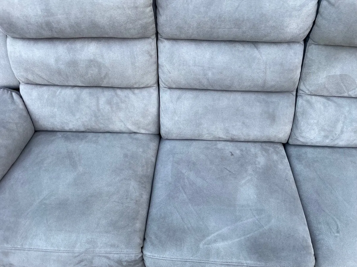 Large recliner corner sofa - Image 3