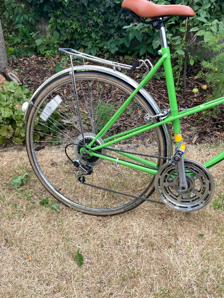 Vintage Raleigh Bike - Image 2