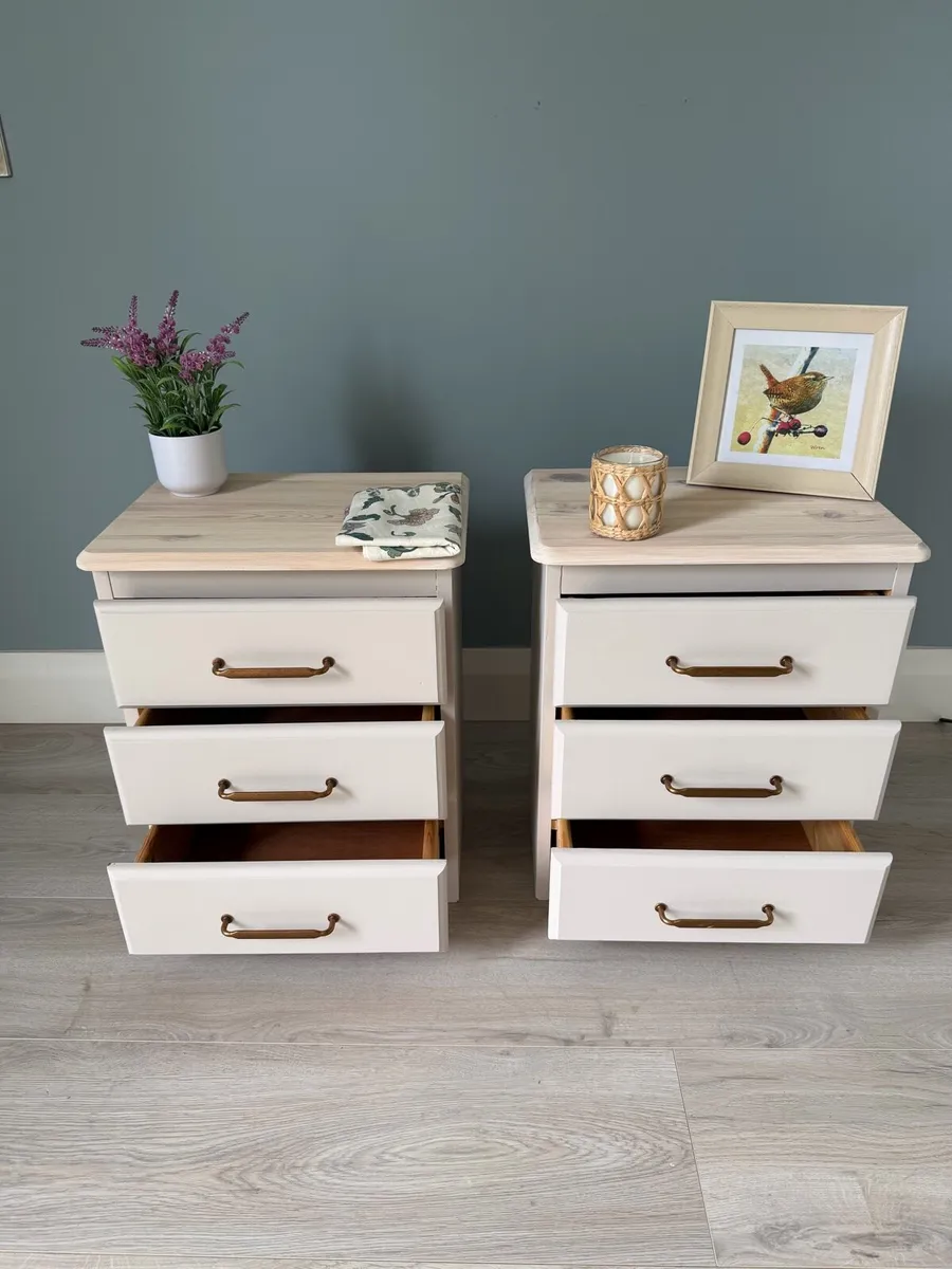 Bedside lockers - Image 3