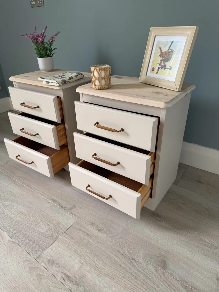 Bedside lockers - Image 4