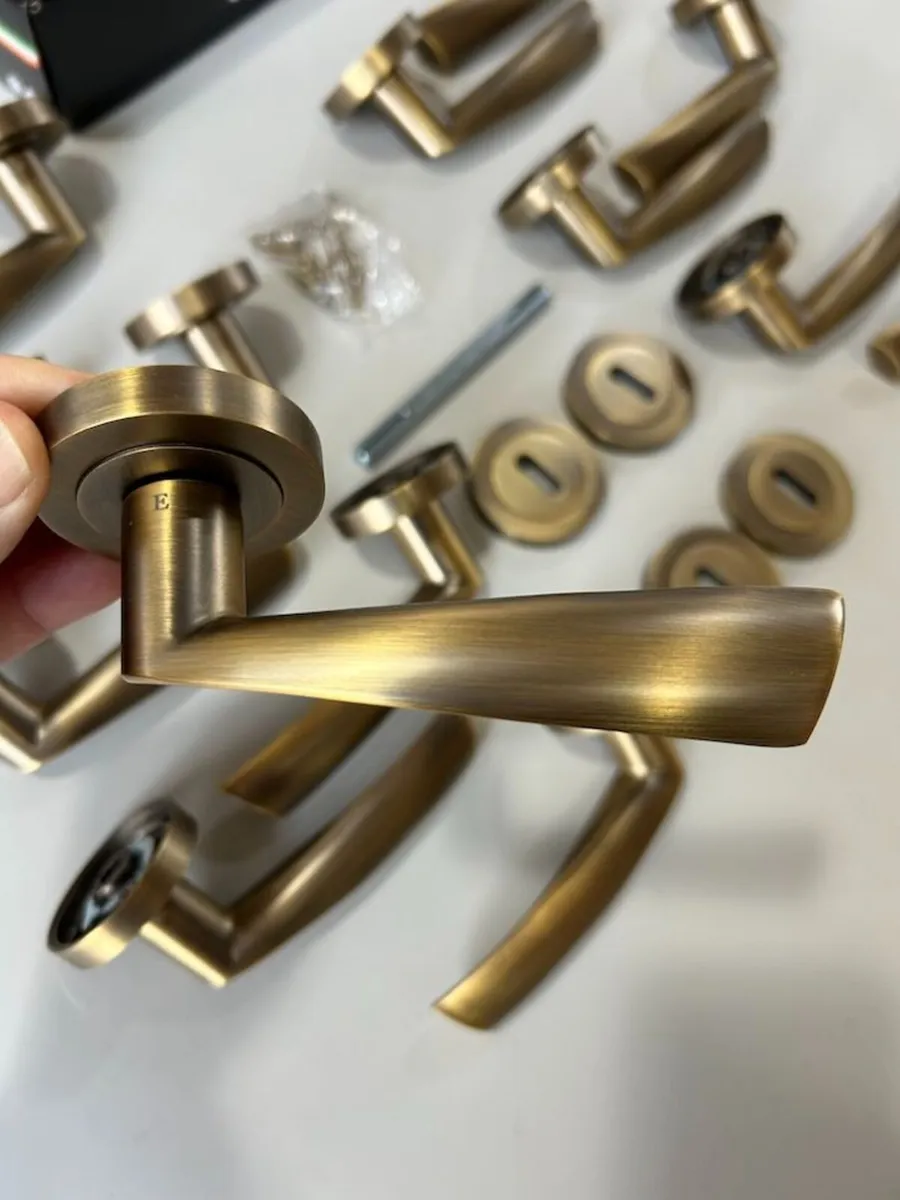 Door Handles - Image 2