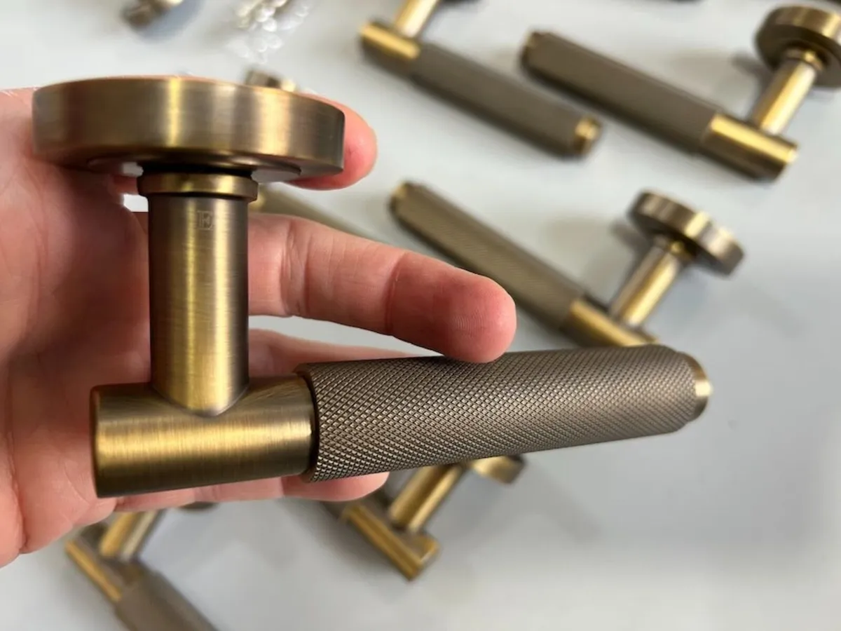 Door Handles - Image 3