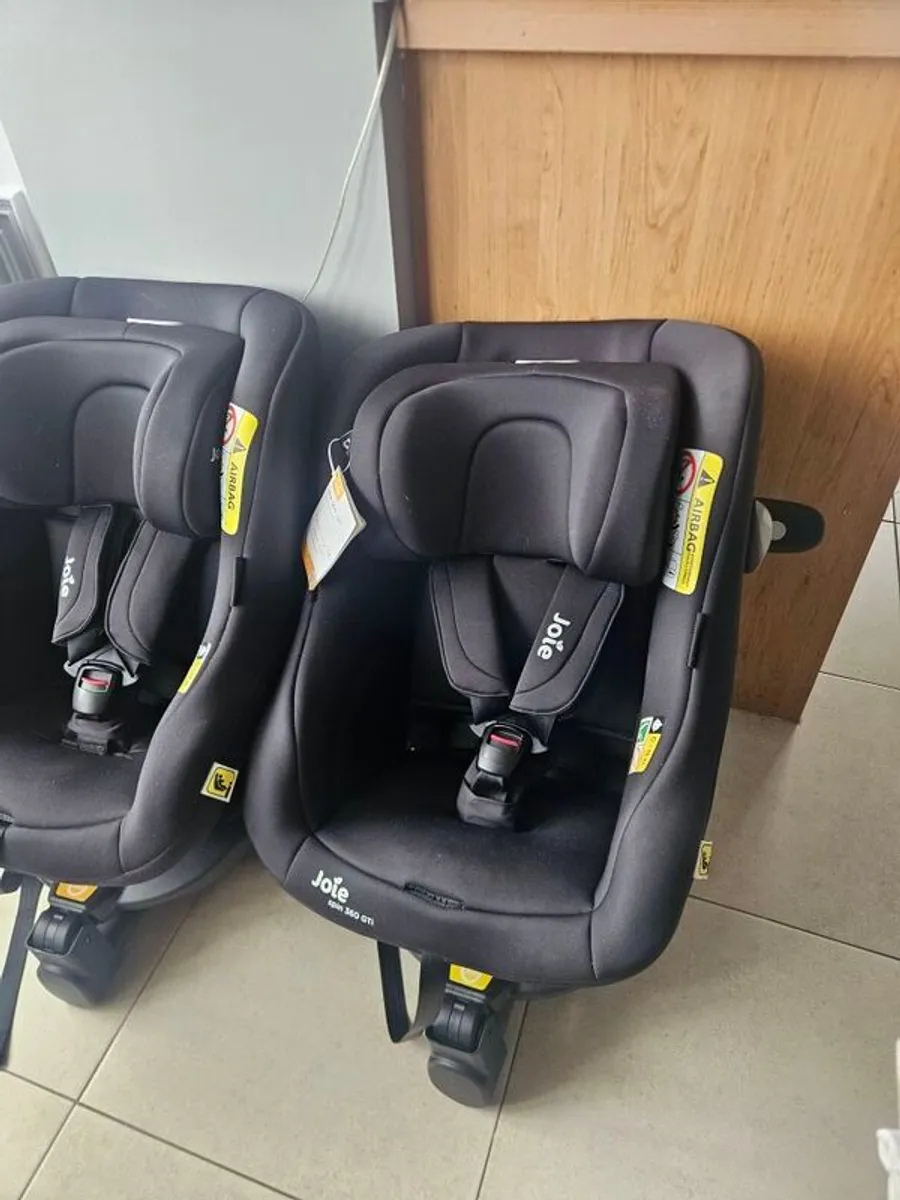 Joie car seats - Image 2