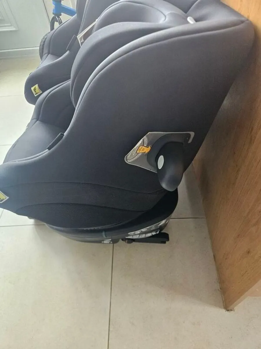 Joie car seats - Image 4
