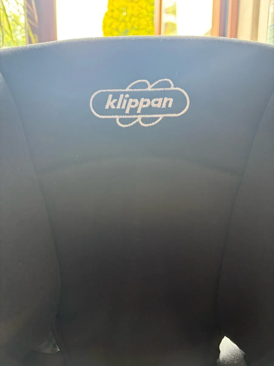 Rear facing car seat - Image 4