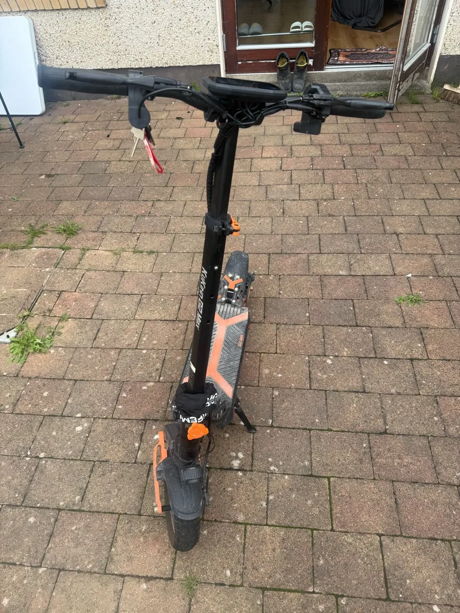 KuKirin (Kugoo) G2 Max Electric Scooter - Image 1