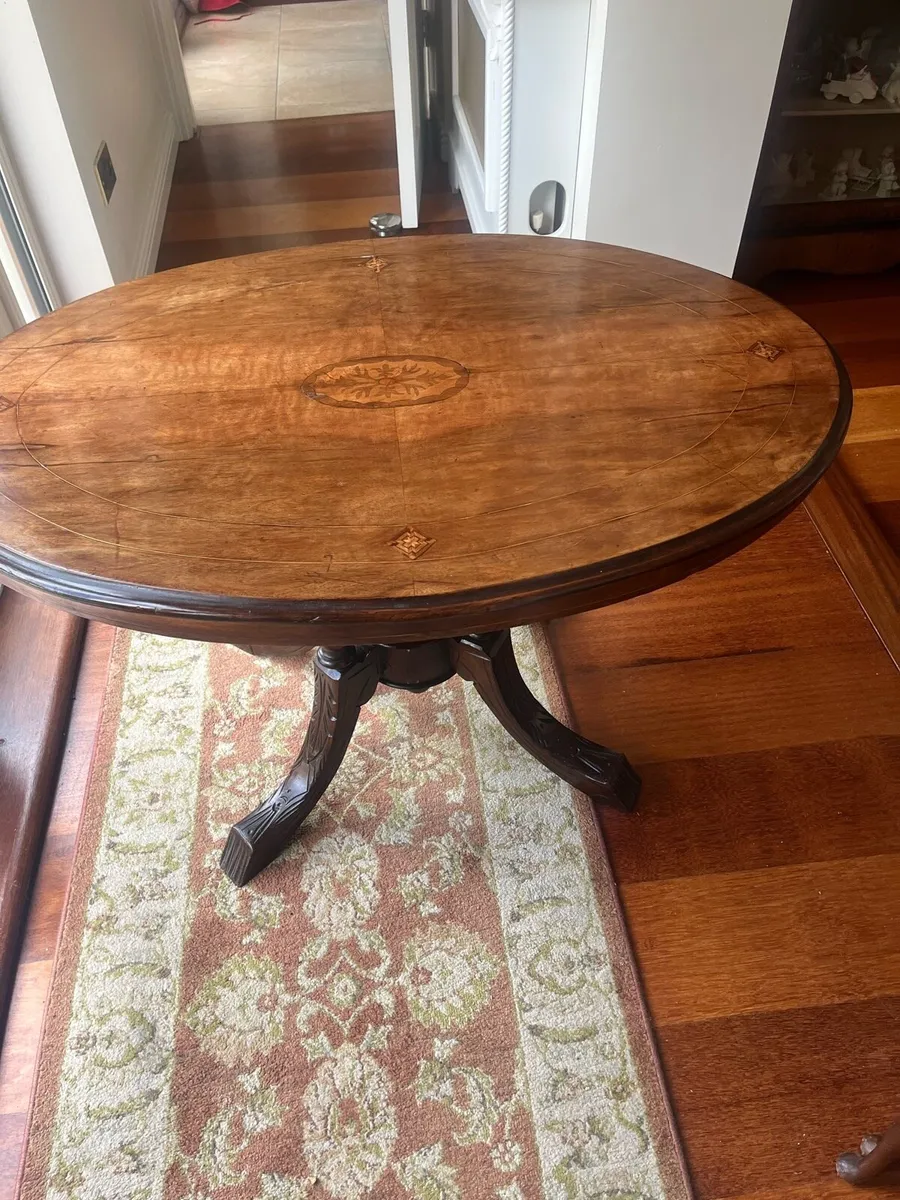 Antique Victorian centre table - Image 1