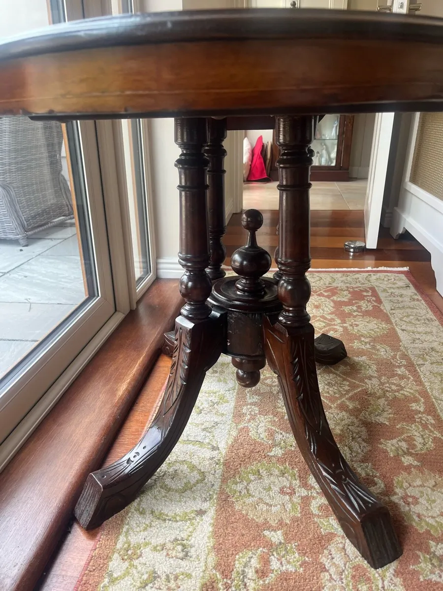 Antique Victorian centre table - Image 2