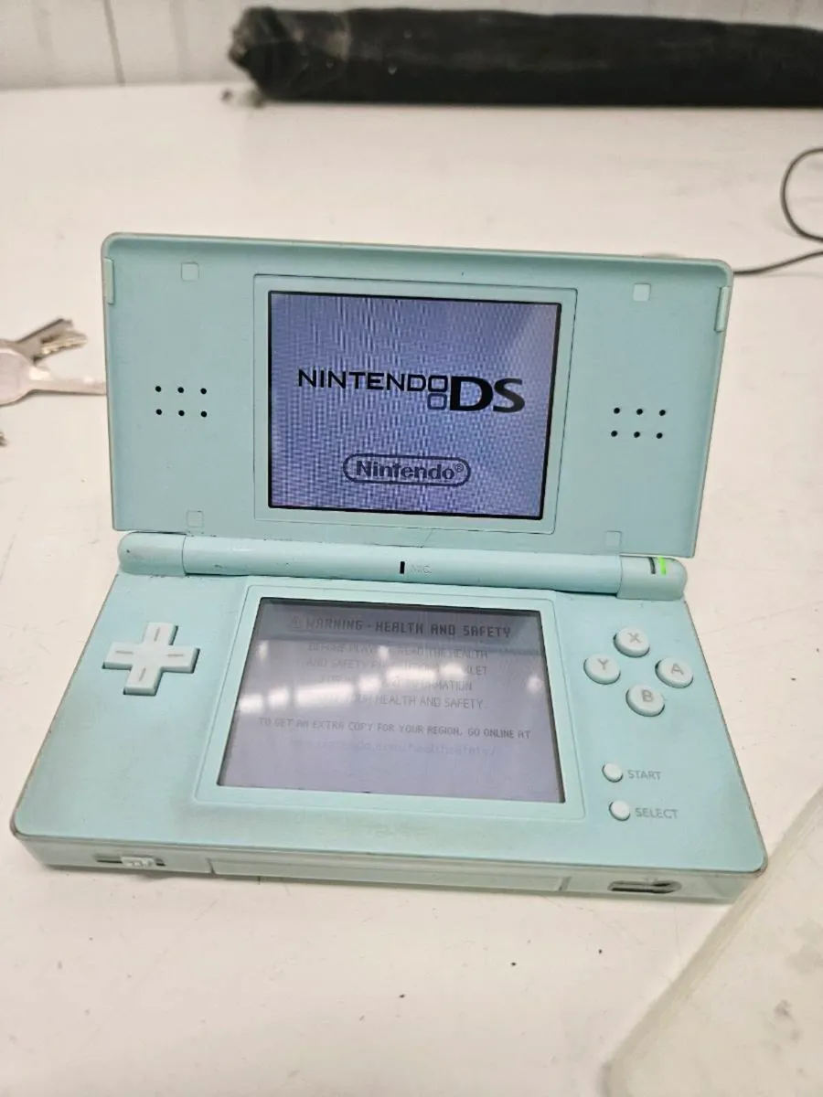 Nintendo ds - Image 1