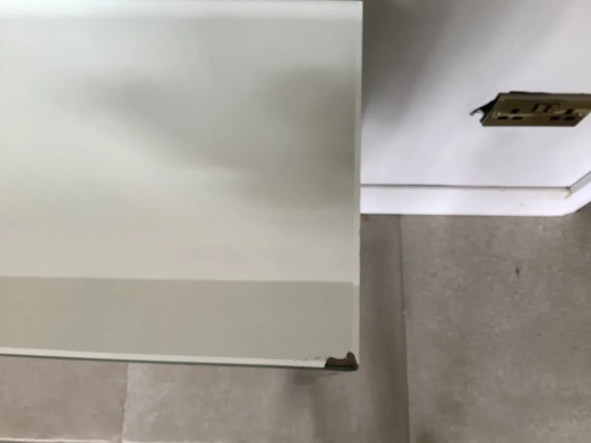 Mirrored side table - Image 3