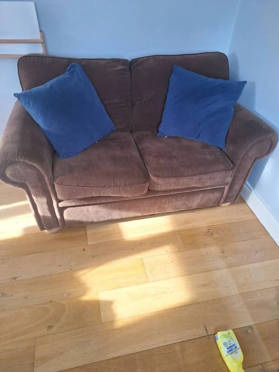 Couch 2 Seater - Image 3