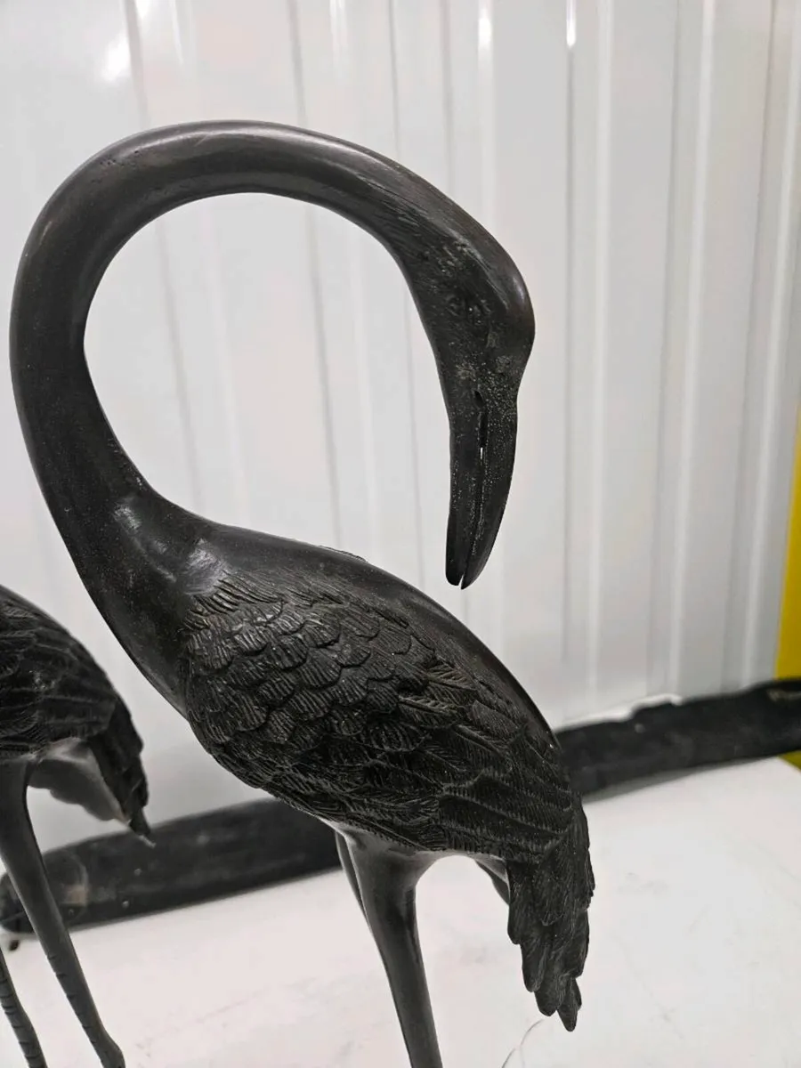 A pair of bronze cranes - Image 4