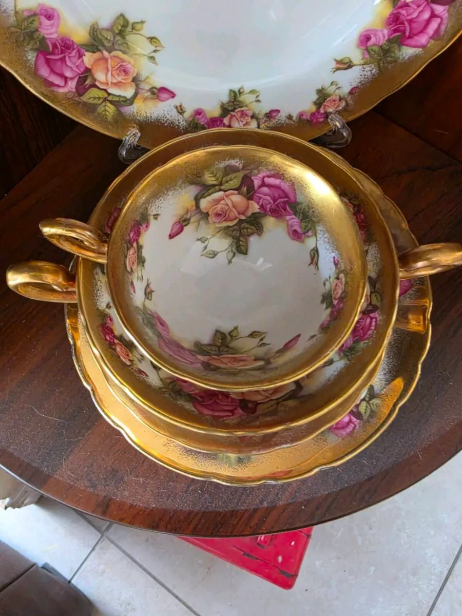 A huge collection of rare Royal Chelsea - Image 4