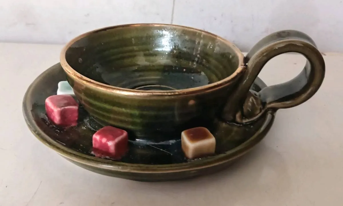 The Sun House Foxford (Sweet?)Pottery Dish - Image 1