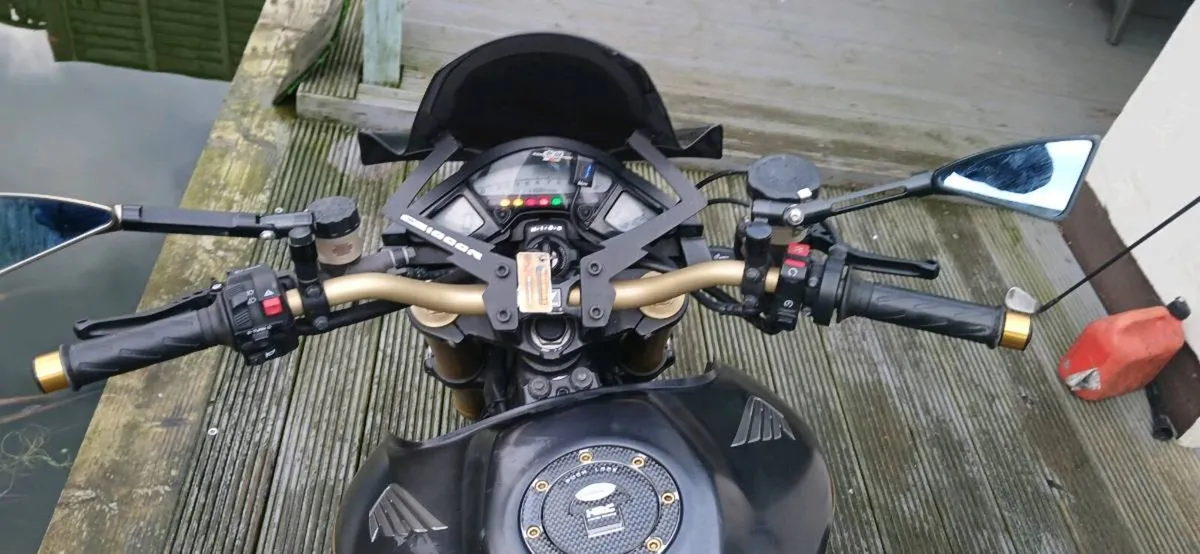 Cb1000r - Image 2