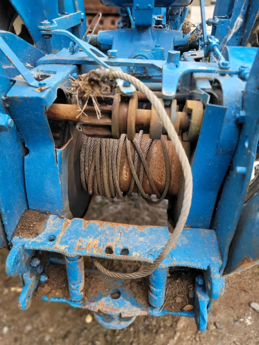 Vintage tractor - Image 2