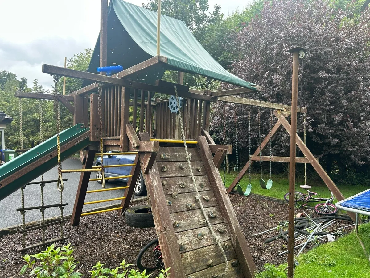 Rainbow inc. 1800 playground - Image 3