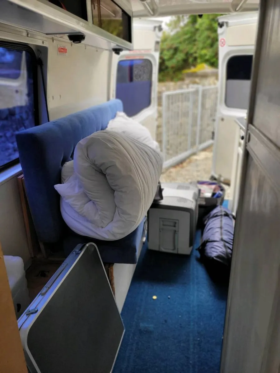 Camper van - Image 3