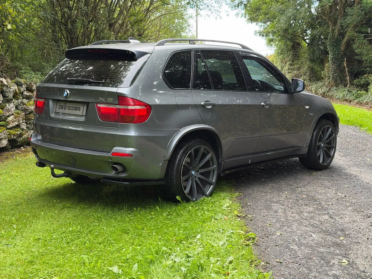 BMW x5 - Image 2