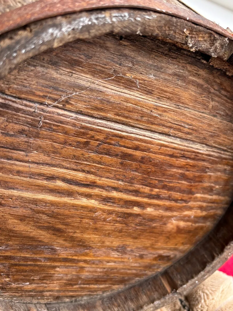Well oak banded bucket. Antique - Image 3