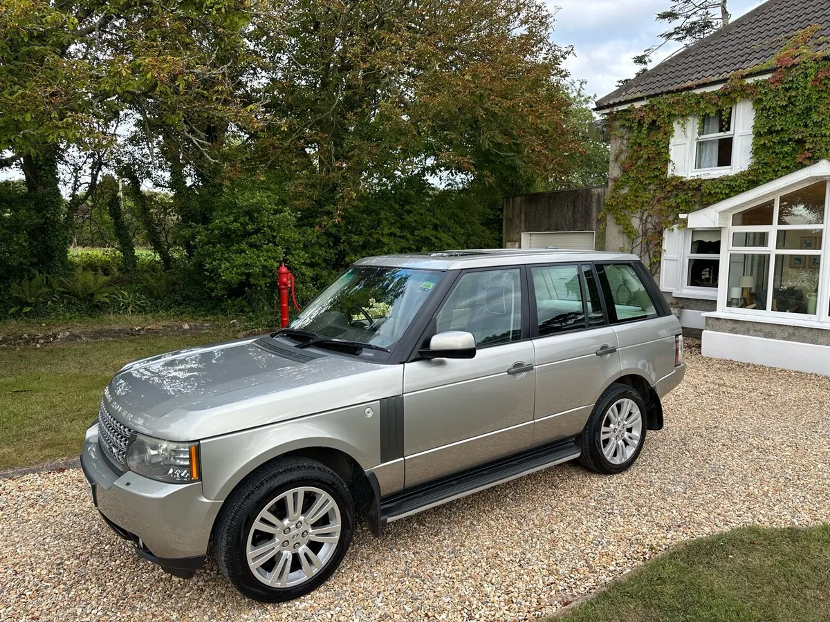 Land Rover. CVRT to August 2027. Tax €333. TDV8 - Image 2