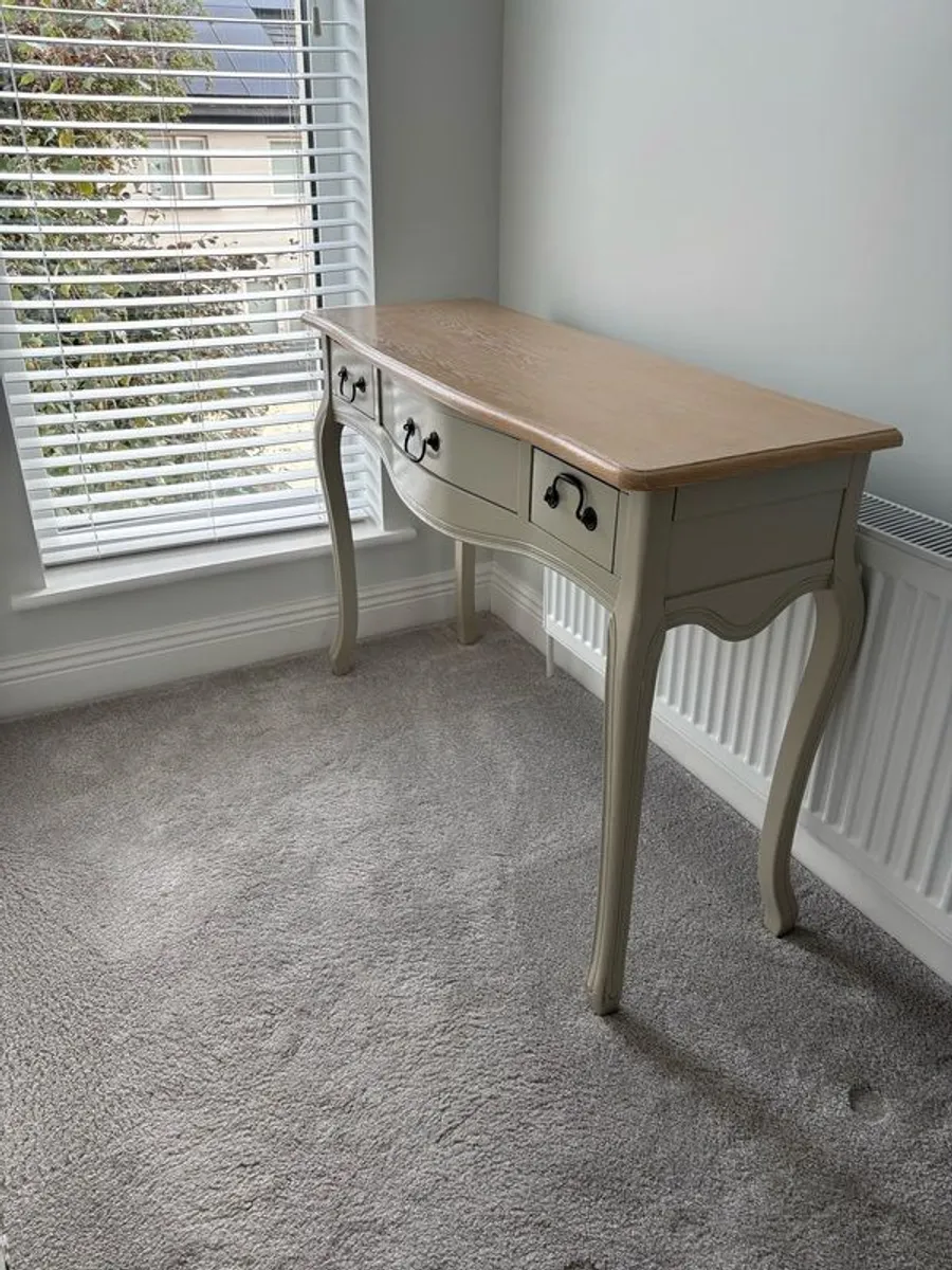 french style table with drawers - Image 4