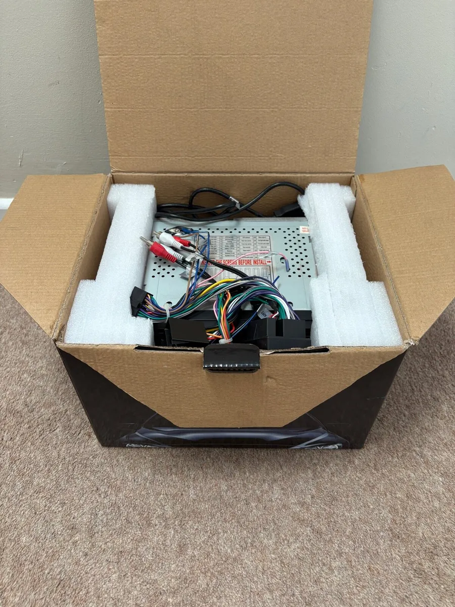 Car Audio System - Image 3