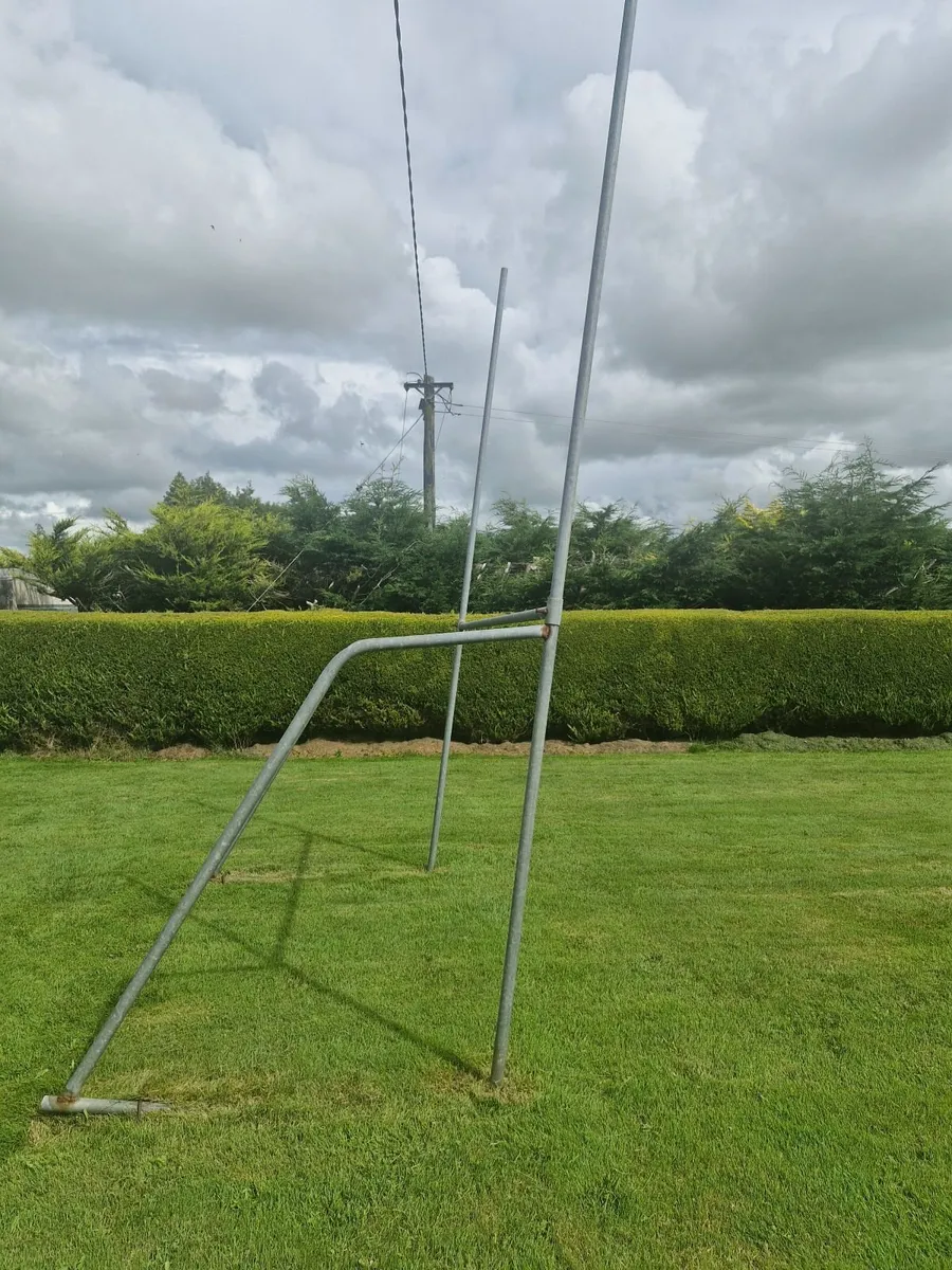Goal posts - Image 3