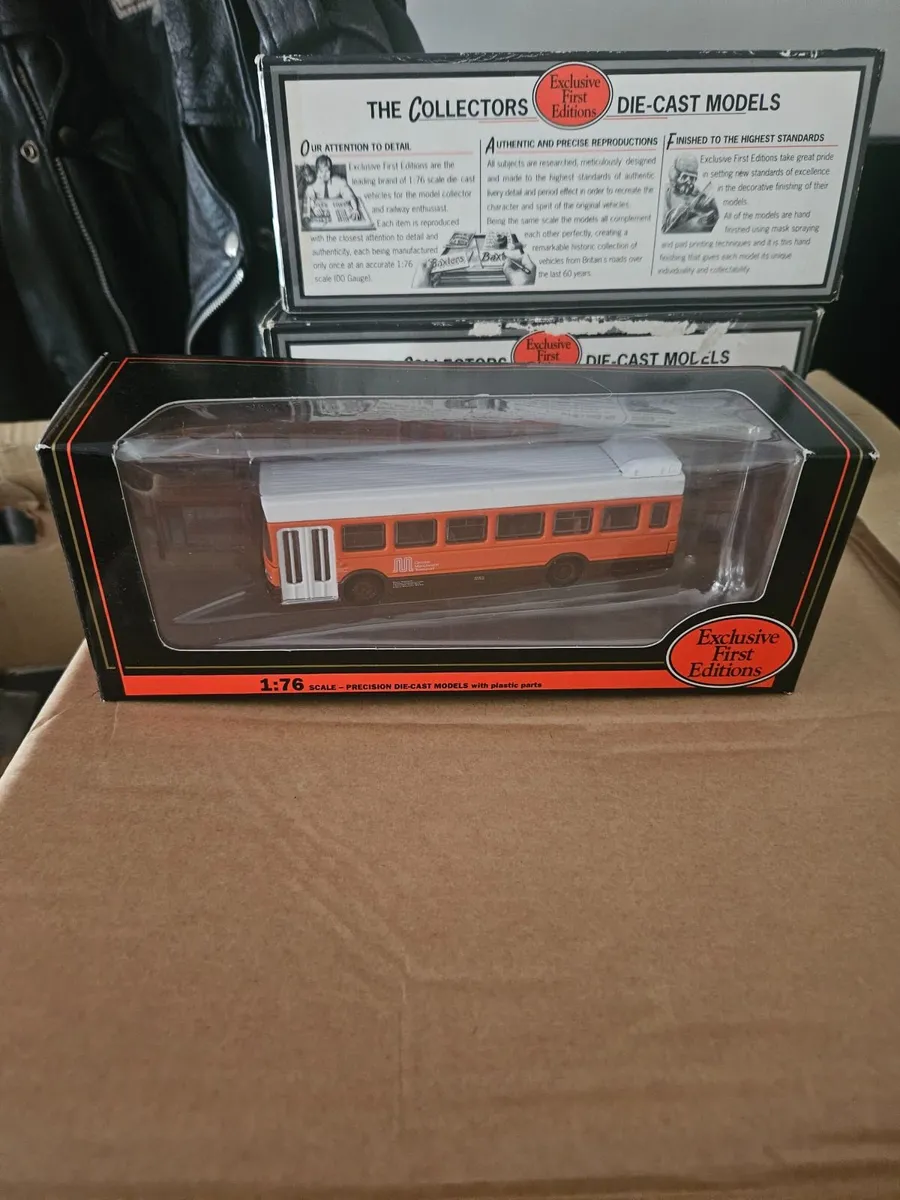 Corgi Bus
