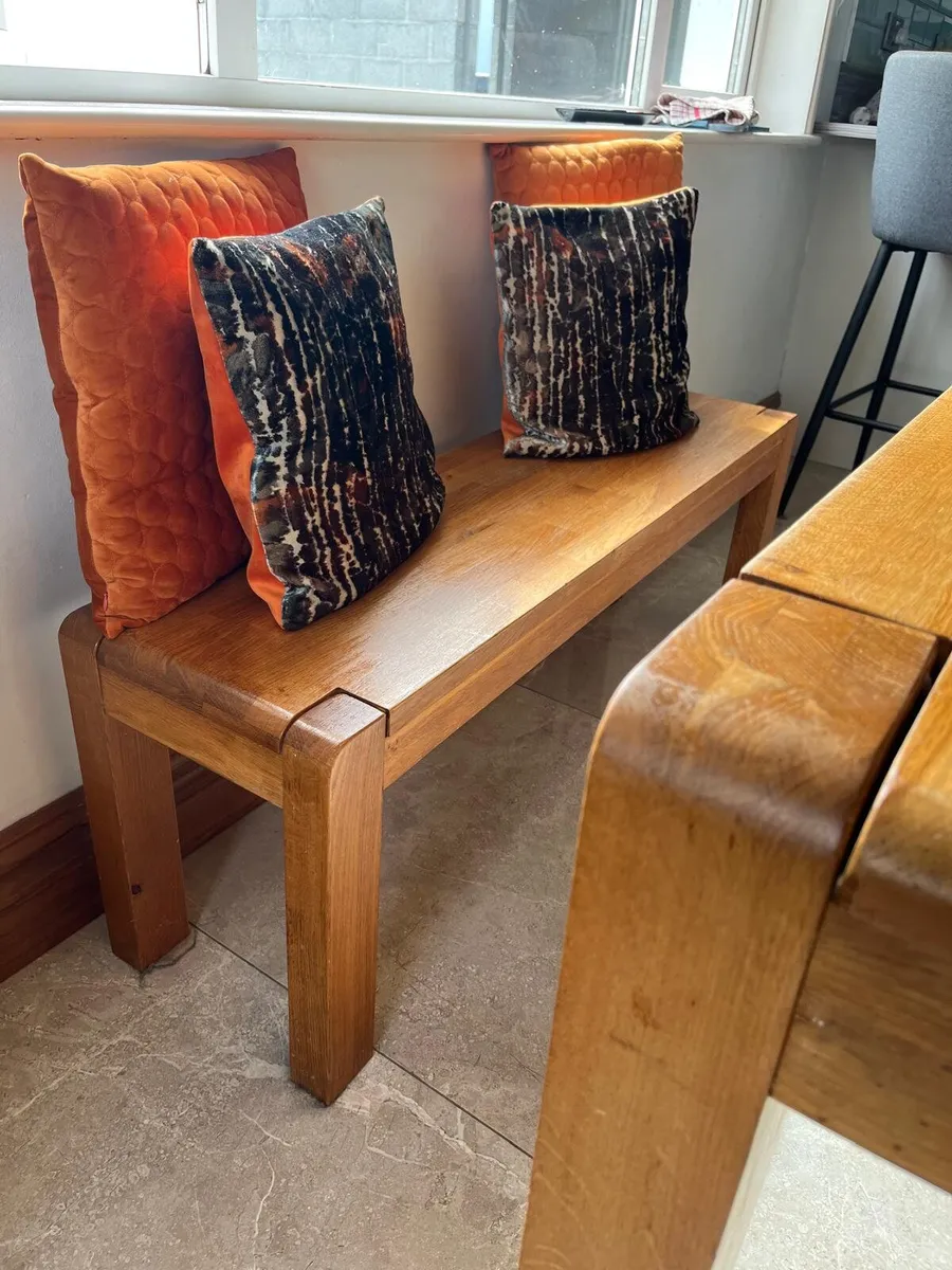 Kitchen table set. - Image 4