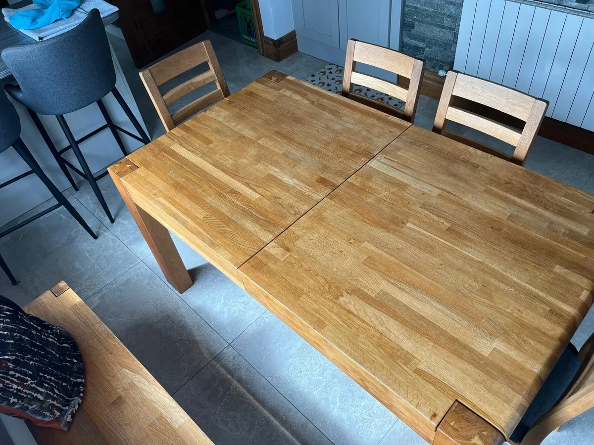 Kitchen table set. - Image 2