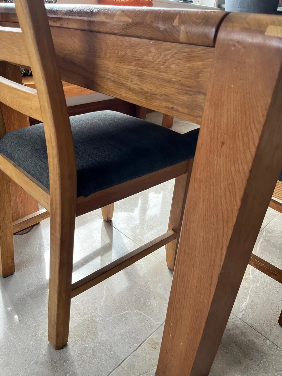 Kitchen table set. - Image 3