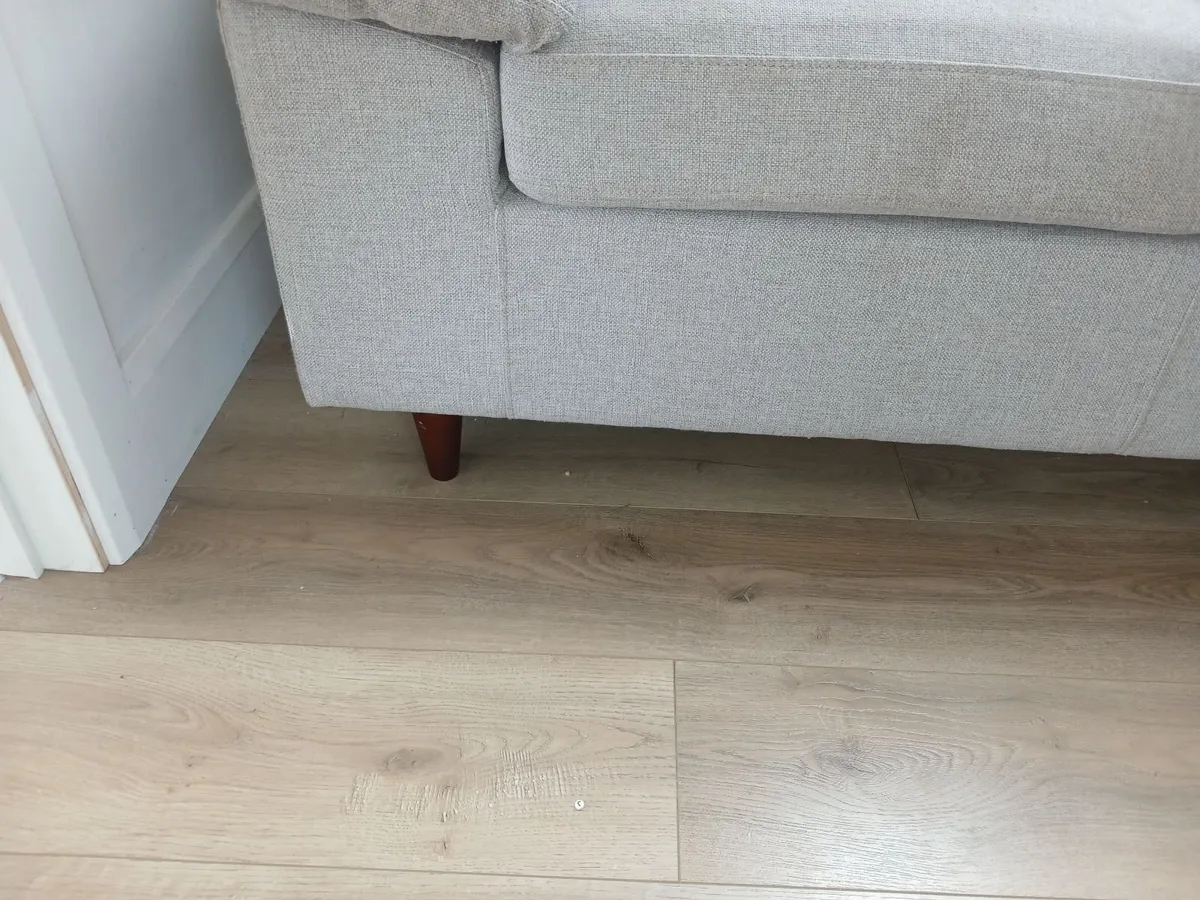 Couch - Image 2