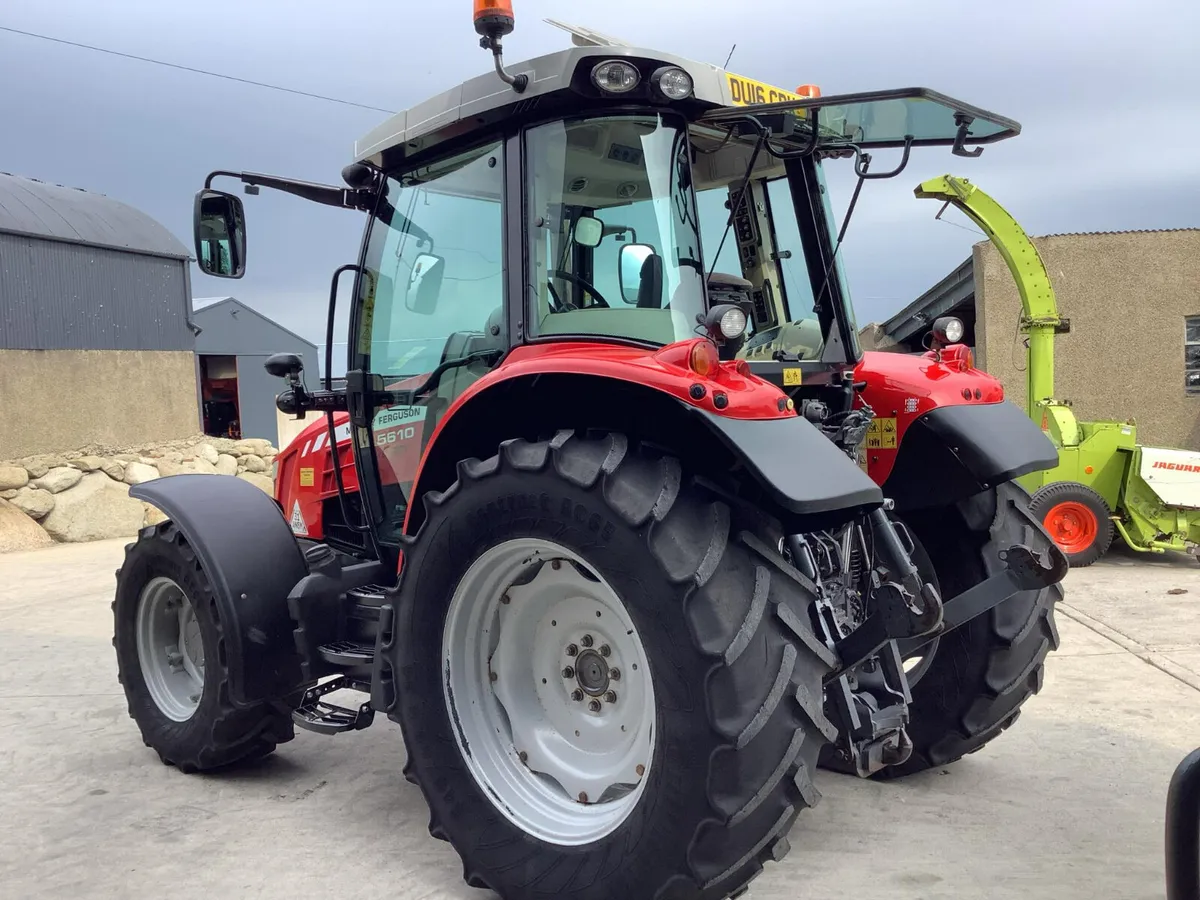 2016 MF 5610 - Image 4