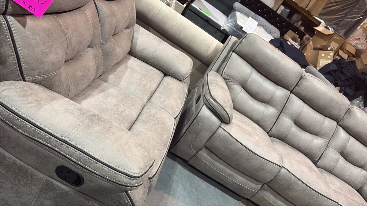 3 seater recliners - Image 2