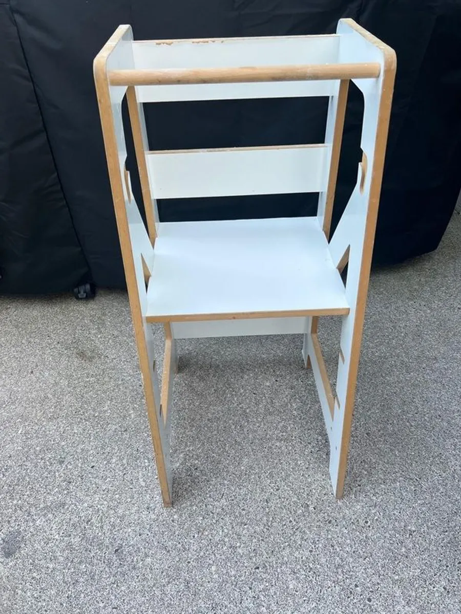 toddler kitchen tower