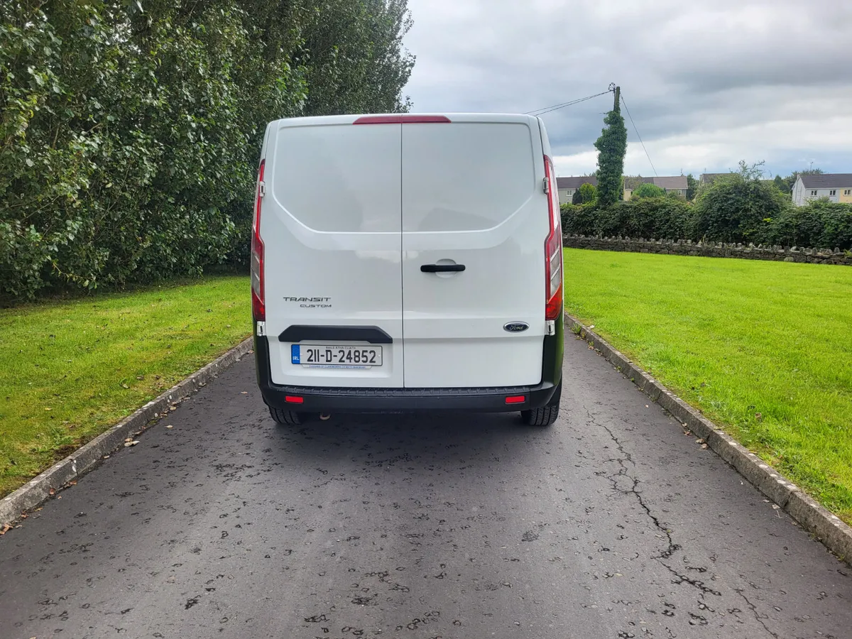Ford Transit  260  1 owner  DOE 4/27 - Image 3