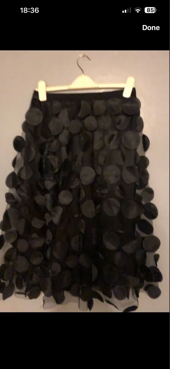 Ladies stunning skirt size 12 €15 - Image 4