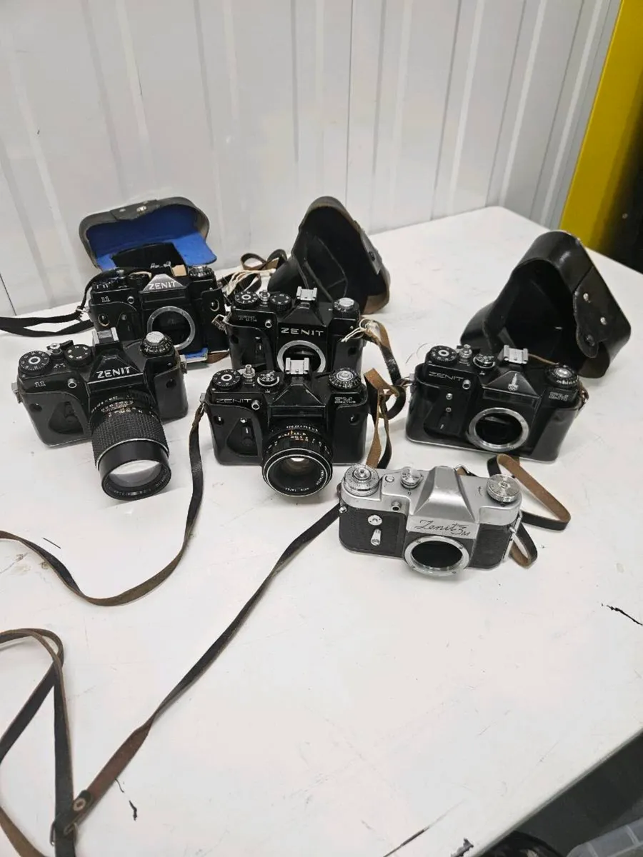 6 x zenit cameras - Image 1