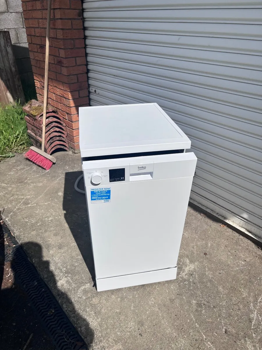 Beko Slimline Dishwasher – Excellent Condition - Image 2