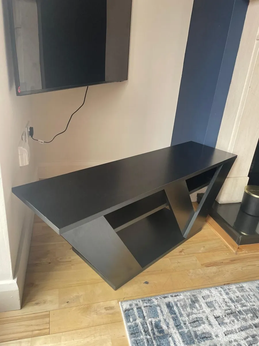 Tv stand - Image 2