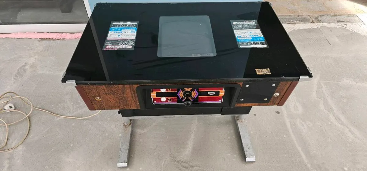 Selling a original Puck Man machine - Image 1