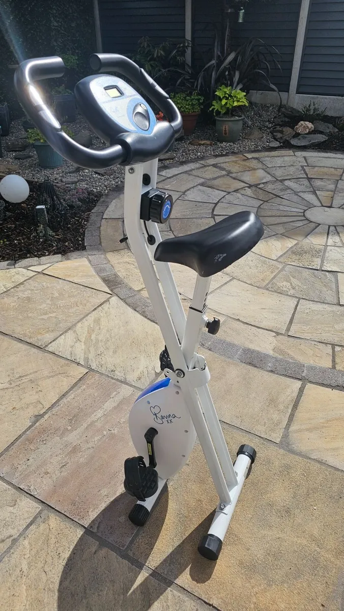 Exercise bike. - Image 2