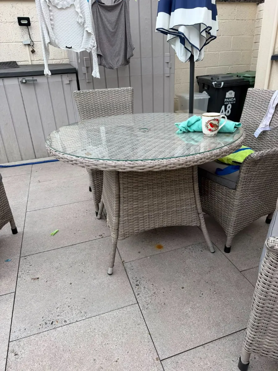 garden table