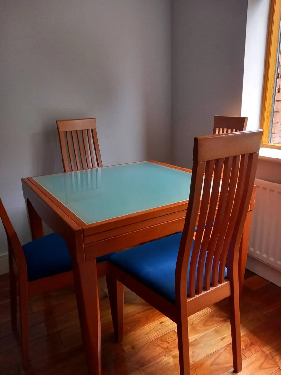 Dining table with chairs - Image 4