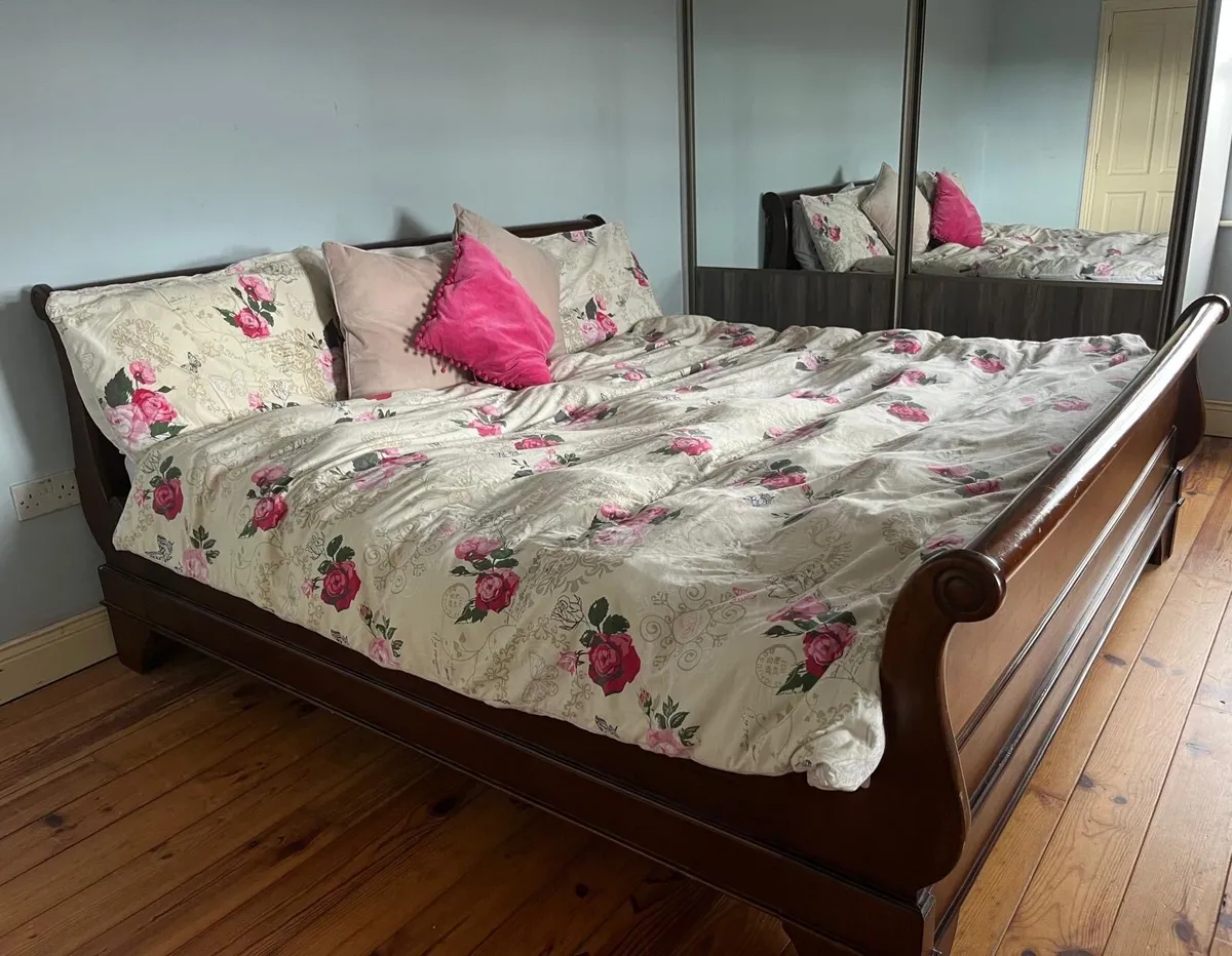 Super King sized bed - Image 1
