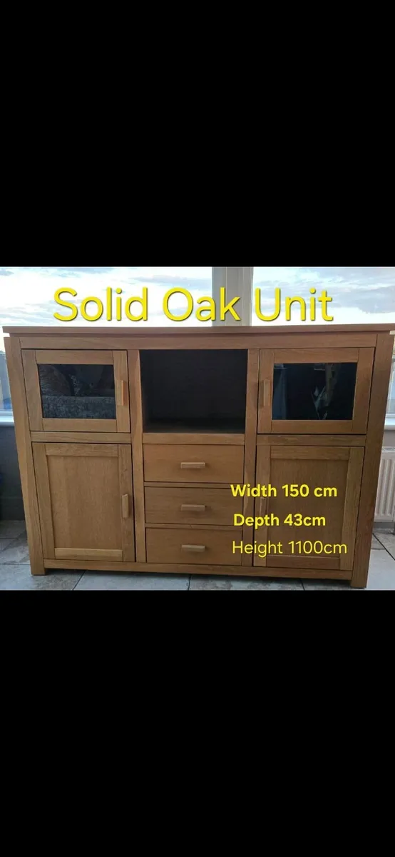 Oak sideboard - Image 1