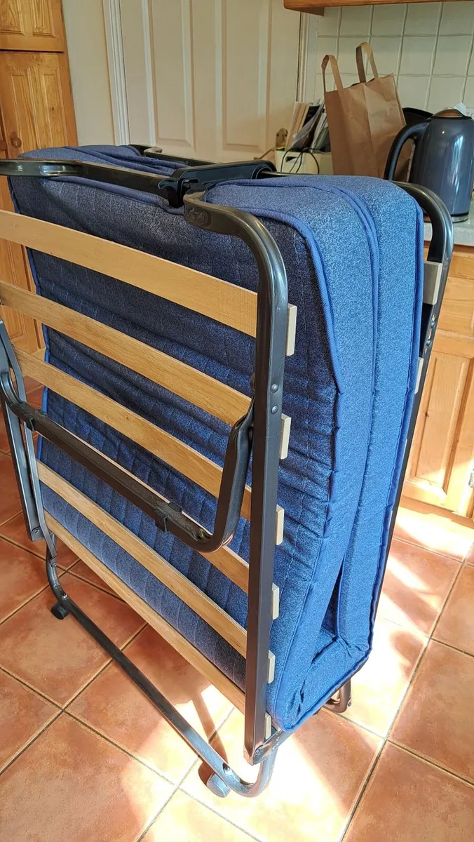 Campbed - Image 1