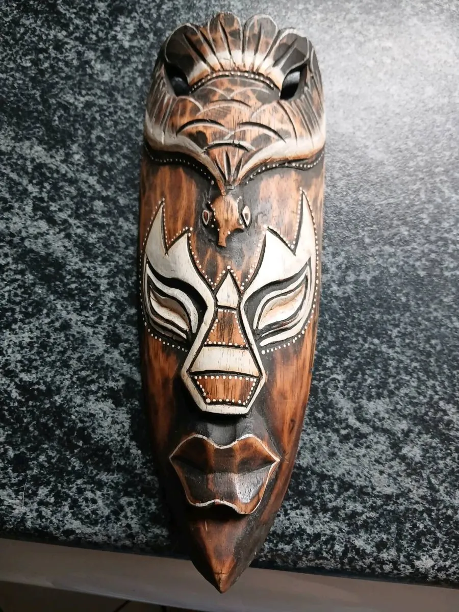 Handcrafted wall art pair - Image 3